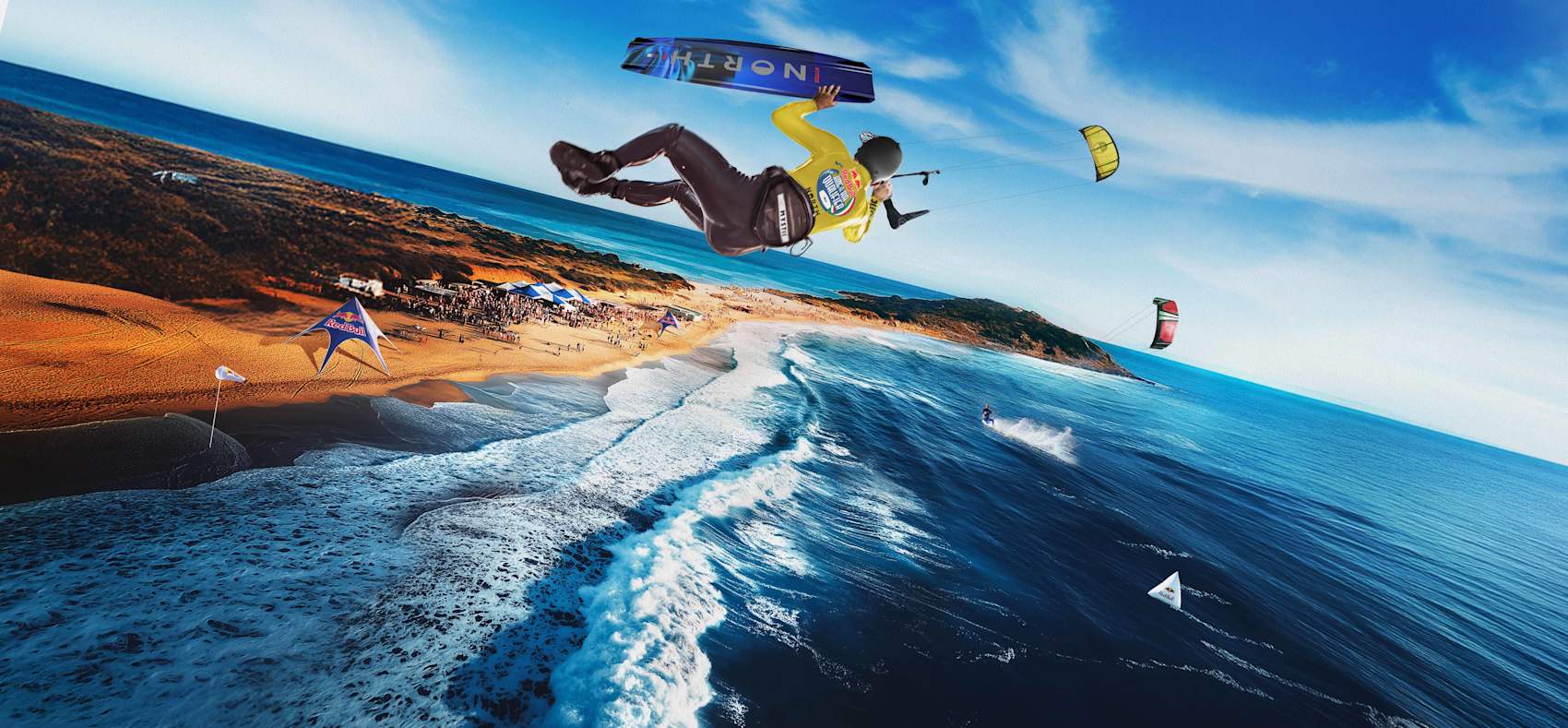 Athlet in der Luft während eines Big-Air-Kitesurf-Wettkampfs an einem vollen Strand