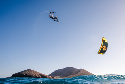 Le spectacle du Big Air Kitesurf: sauts stellaires et tricks impossibles